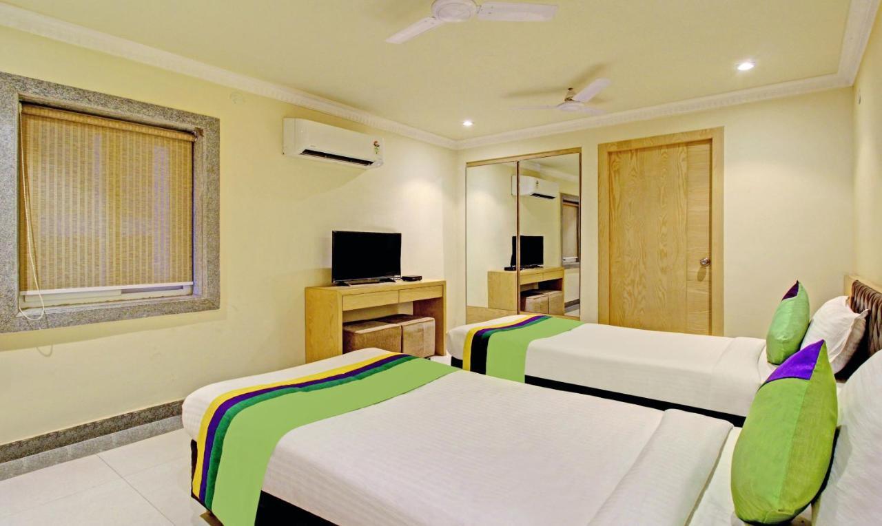 Treebo Asl Prime, Near Ballygunge Railway Station Calcutta  Esterno foto